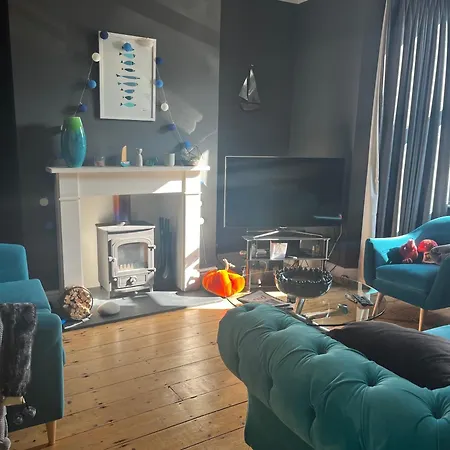 Charming 3bd House Wprivate Garden - דירה בריסטול