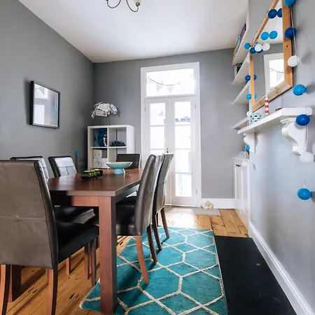 Charming 3bd House Wprivate Garden - * בריסטול