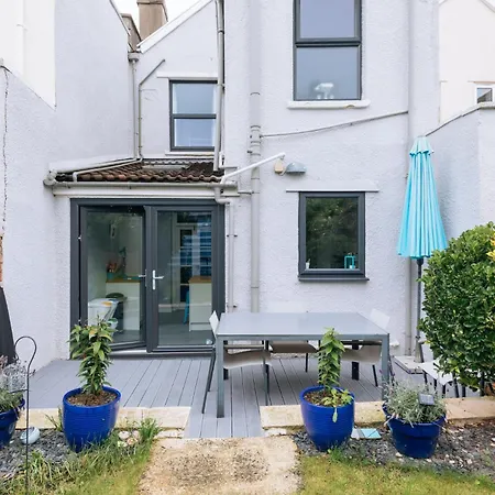 Charming 3bd House Wprivate Garden - * בריסטול