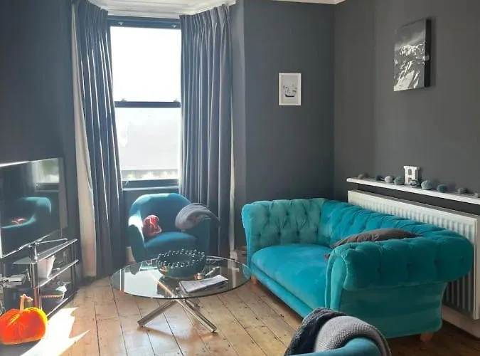 Charming 3bd House Wprivate Garden - Сasa de vacaciones Bristol